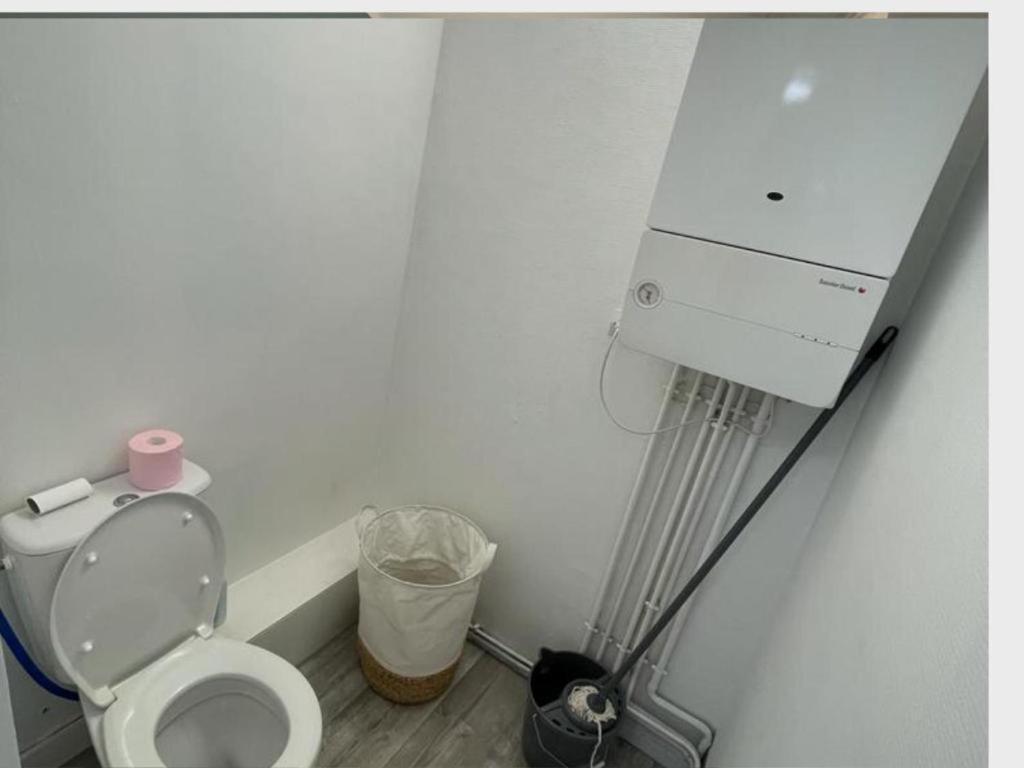 -Le Petit Rochelais- Centre Ville, Stationnement, Netflix - Ideal Couples, Familles, Business Niort Exterior photo