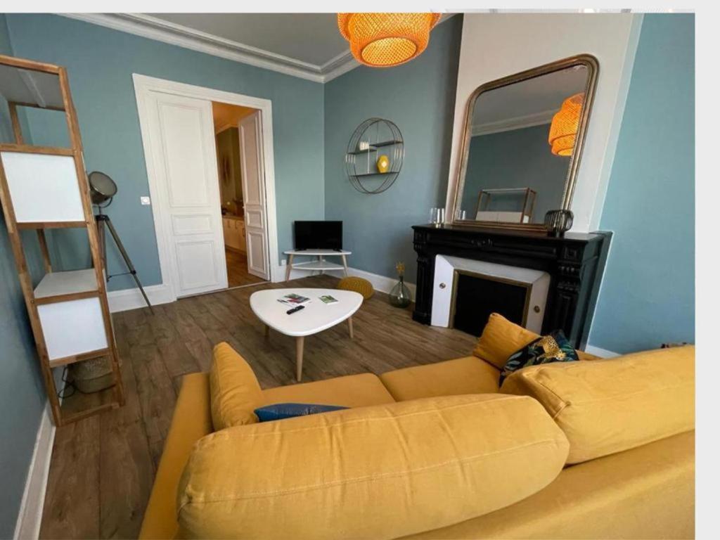 -Le Petit Rochelais- Centre Ville, Stationnement, Netflix - Ideal Couples, Familles, Business Niort Exterior photo
