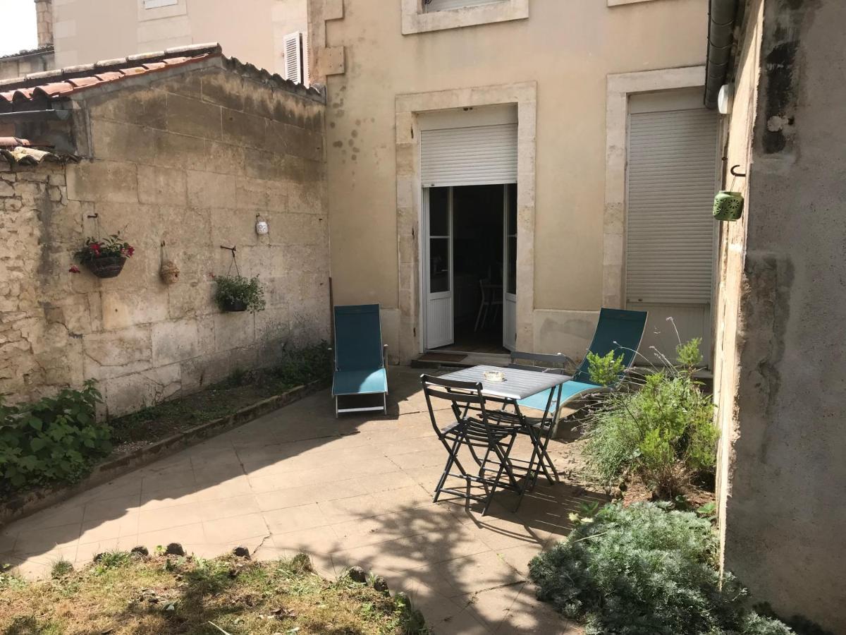 -Le Petit Rochelais- Centre Ville, Stationnement, Netflix - Ideal Couples, Familles, Business Niort Exterior photo